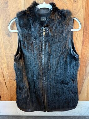 Surell Rabbit Fur Zip-Front Vest with Leather Trim